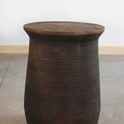 Groovy Round Table