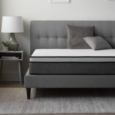 Weekender 10 inch Hybrid Plush
